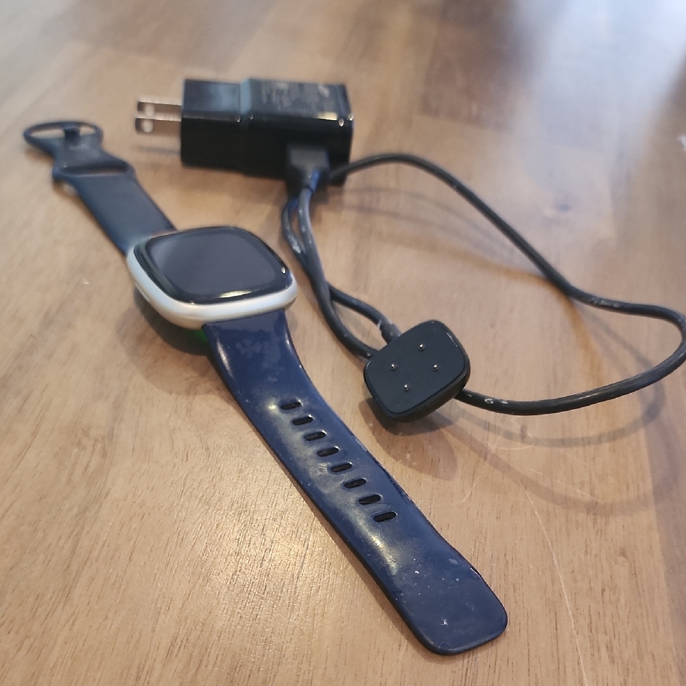 Versa 4 fitbit